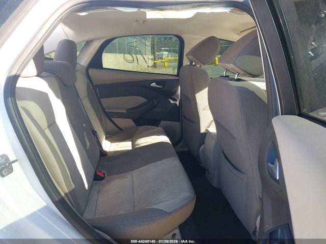 1FADP3F28EL276851 Ford FOCUS SE