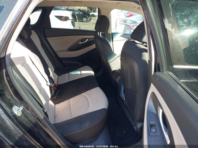 KMHH35LE6KU104398 Hyundai ELANTRA GT