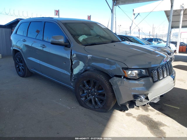 1C4RJEAG6NC154067 Jeep Grand Cherokee Wk Laredo X 4x2