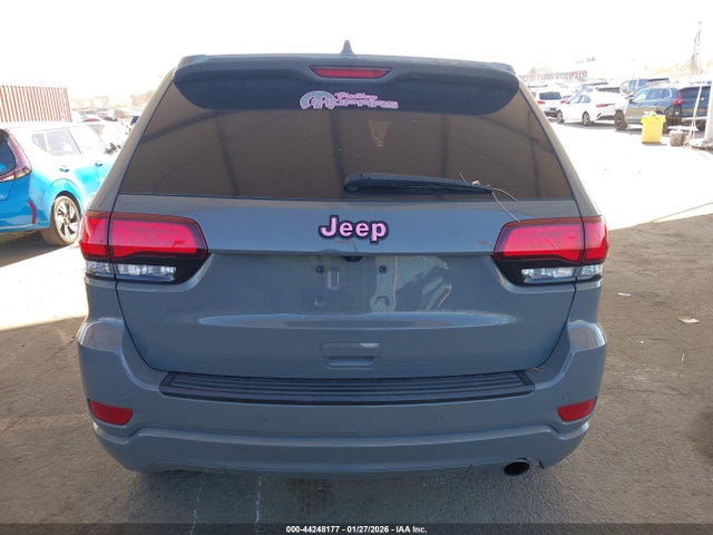 1C4RJEAG6NC154067 Jeep Grand Cherokee Wk Laredo X 4x2