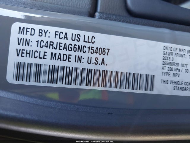 1C4RJEAG6NC154067 Jeep Grand Cherokee Wk Laredo X 4x2