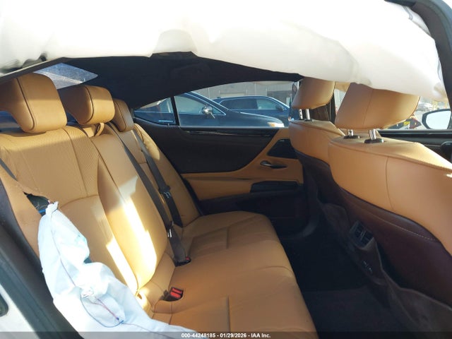 58AEZ1B10MU085870 Lexus Es 350 Luxury