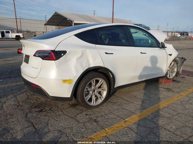 2021 TESLA MODEL Y 5YJYGDEE6MF284168 Photo 3
