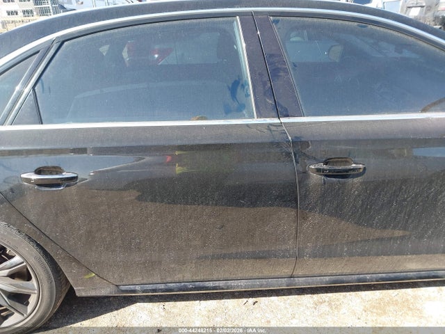 Продажа на аукционе авто 2017 Audi A8 L 3.0t, vin: WAU44AFDXHN012545, номер лота: 44248215