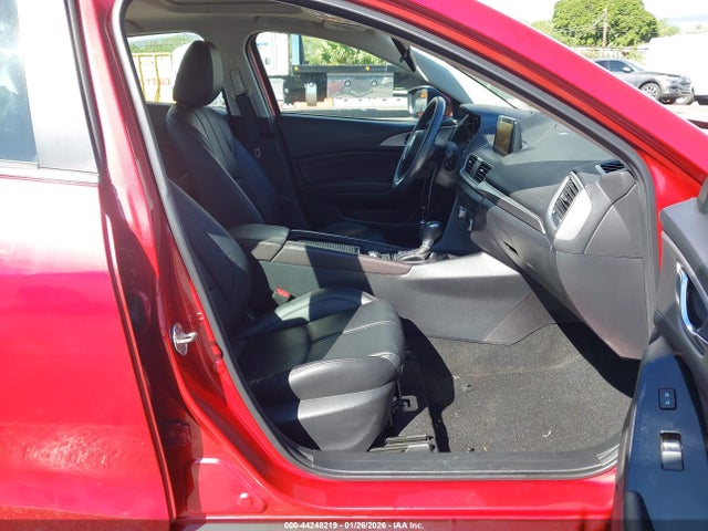 3MZBN1V77HM114704 Mazda Mazda3 Touring