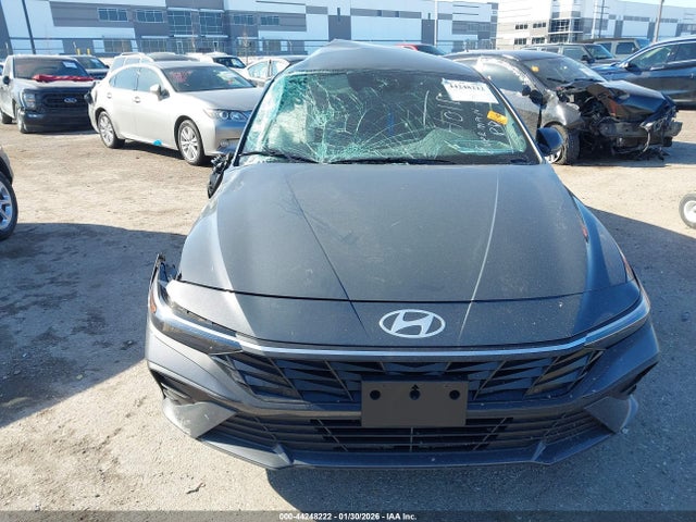 2025 Hyundai Elantra Sel Sport მანქანა იყიდება აუქციონზე, vin: KMHLM4DG1SU058738, აუქციონის ნომერი: 44248222