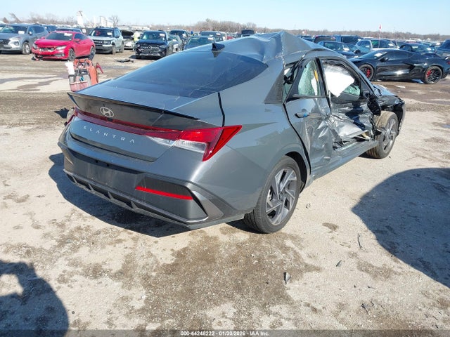 2025 Hyundai Elantra Sel Sport მანქანა იყიდება აუქციონზე, vin: KMHLM4DG1SU058738, აუქციონის ნომერი: 44248222
