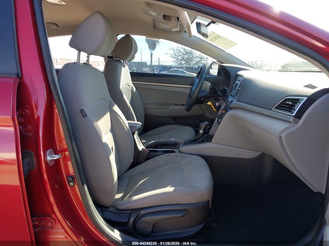KMHD74LF6HU371684 Hyundai ELANTRA SE