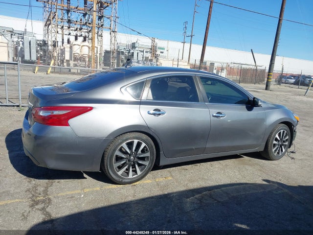 1N4AL3AP5JC251479 Nissan Altima 2.5 Sl