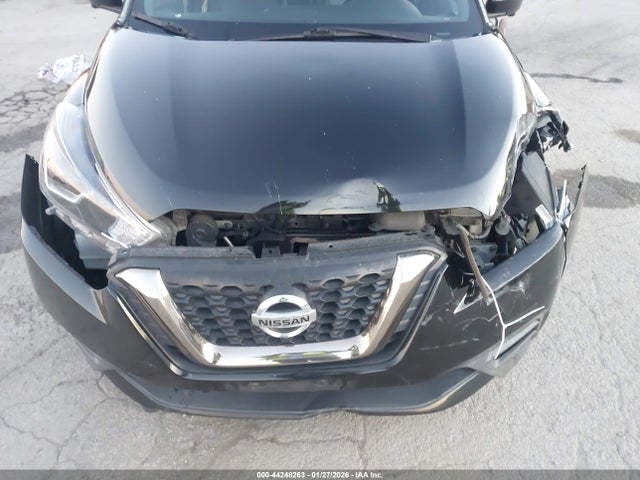 3N1CP5CU6KL556407 Nissan KICKS SR