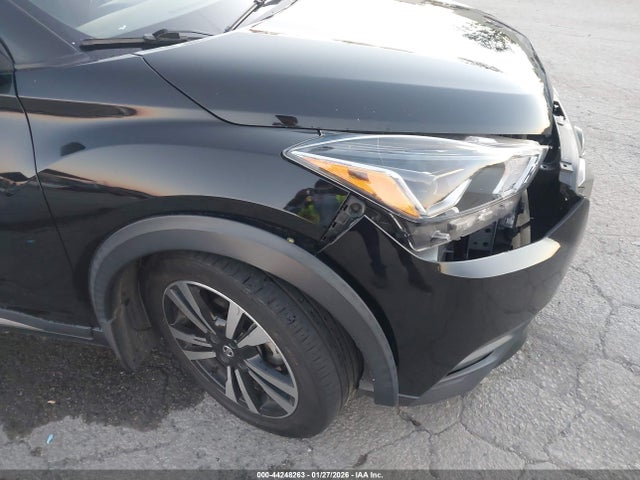 3N1CP5CU6KL556407 Nissan KICKS SR