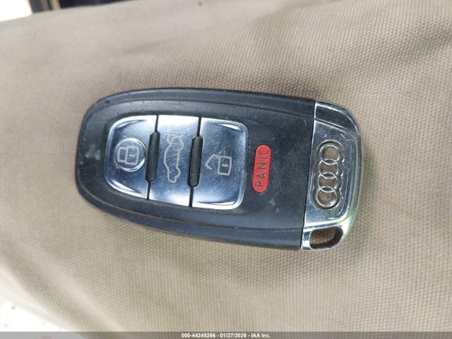 2010 AUDI A4 WAUMFAFLXAN012567 Photo 10