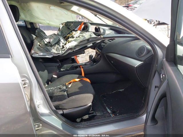 2013 MAZDA MAZDA3 JM1BL1U74D1765757 Photo 4