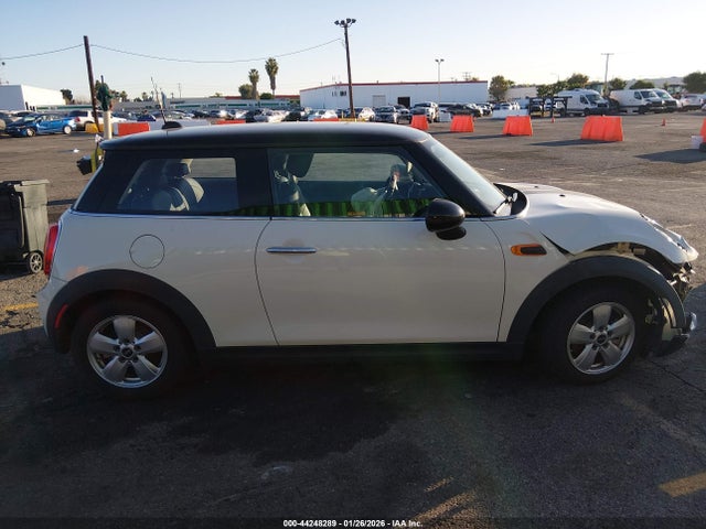 WMWXM5C51FT942621 Mini Hardtop Cooper