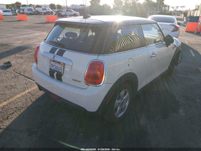 2015 MINI HARDTOP WMWXM5C51FT942621 Photo 3