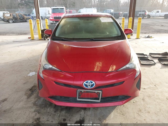 JTDKBRFU8G3532042 Toyota Prius Two