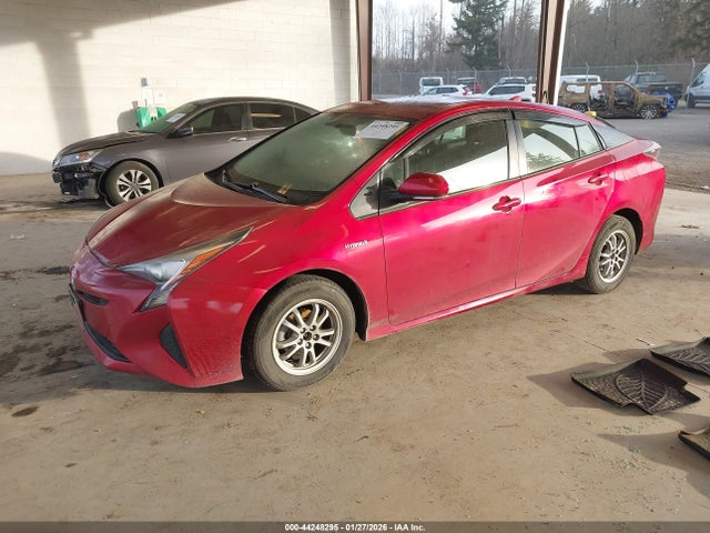 JTDKBRFU8G3532042 Toyota Prius Two