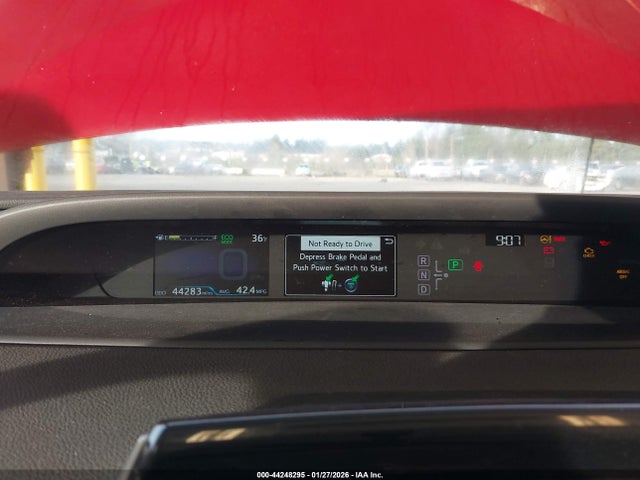 JTDKBRFU8G3532042 Toyota Prius Two