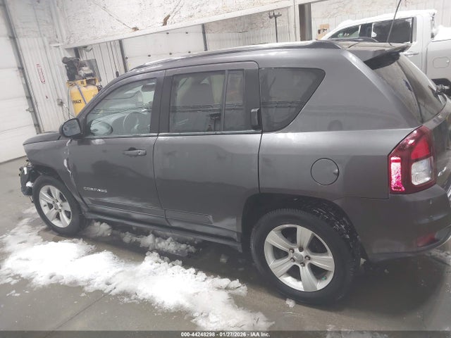 1C4NJDBB7ED879683 Jeep Compass Sport