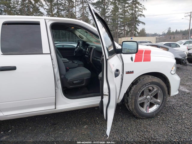 2018 RAM 1500 1C6RR7FT5JS187188 Photo 4