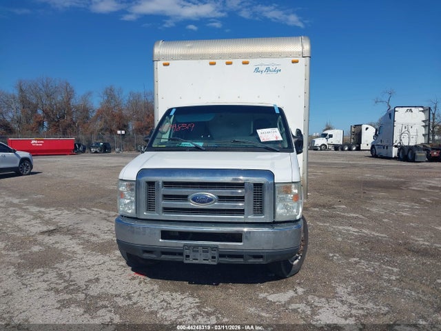 44248319 :رقم المزاد ، 1FDWE3FLXDDB15942 vin ، 2013 Ford E-350 Cutaway مزاد بيع