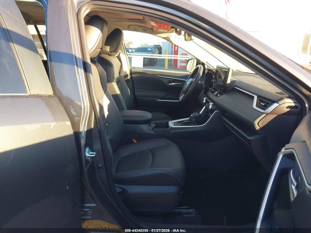 Toyota Rav4 Xle Premium 2025 2T3C1RFV9SW388801 Image 5