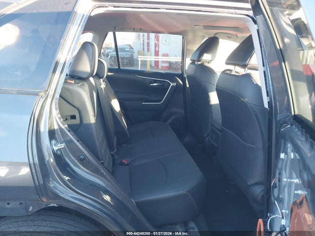 Toyota Rav4 Xle Premium 2025 2T3C1RFV9SW388801 Image 8