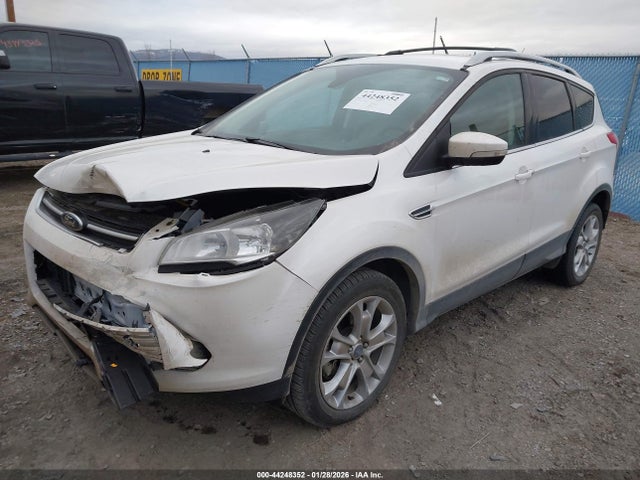 Ford Escape Titanium 2016 1FMCU9J99GUA45634 Image 2