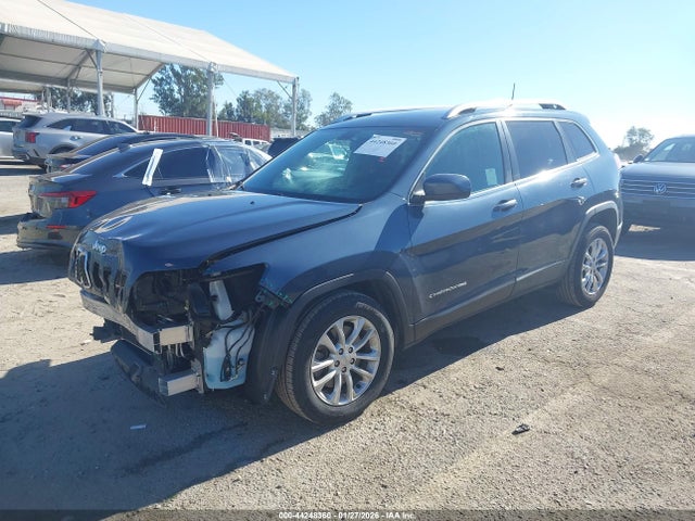 1C4PJLCB1KD392461 Jeep Cherokee Latitude Fwd