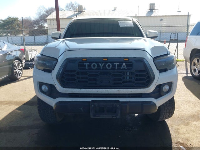3TMAZ5CN0NM180129 Toyota Tacoma Sr5 V6
