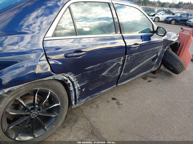 44248382 :رقم المزاد ، 2C3CCAAG0HH608179 vin ، 2017 Chrysler 300 Limited مزاد بيع
