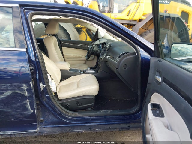 44248382 :رقم المزاد ، 2C3CCAAG0HH608179 vin ، 2017 Chrysler 300 Limited مزاد بيع