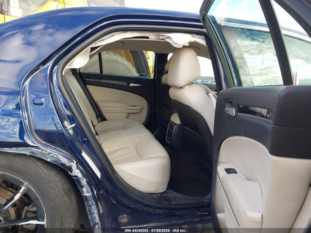 44248382 :رقم المزاد ، 2C3CCAAG0HH608179 vin ، 2017 Chrysler 300 Limited مزاد بيع