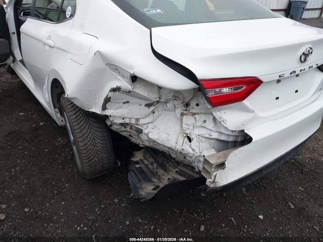 JTNB11HK9J3040168 Toyota CAMRY LE