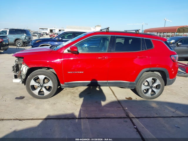 Продажа на аукционе авто 2017 Jeep New Compass Latitude 4x4, vin: 3C4NJDBB3HT681813, номер лота: 44248428