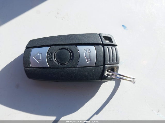 WBAVM1C57FV317144 BMW X1 Sdrive28i