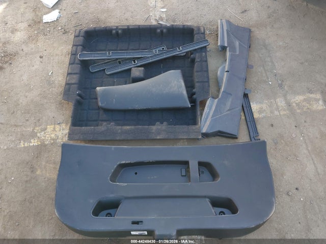 WBAVM1C57FV317144 BMW X1 Sdrive28i