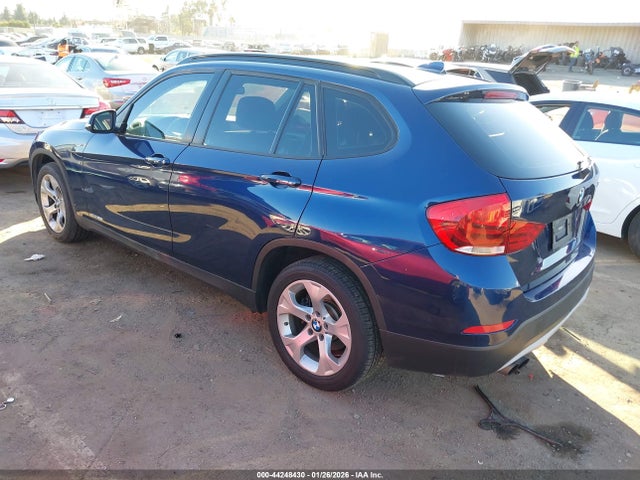 WBAVM1C57FV317144 BMW X1 Sdrive28i