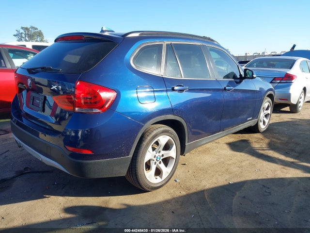 WBAVM1C57FV317144 BMW X1 Sdrive28i