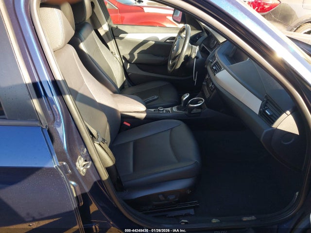 WBAVM1C57FV317144 BMW X1 Sdrive28i