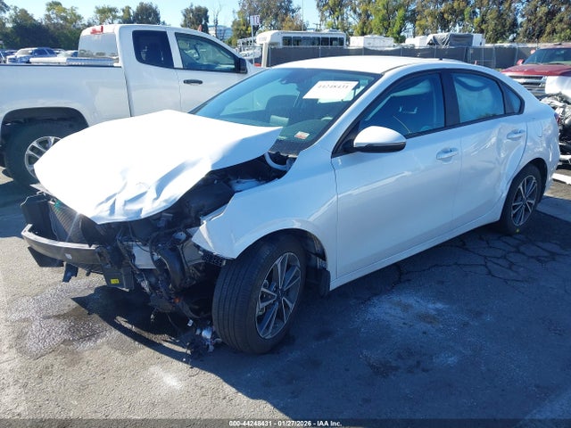 3KPF24AD8PE649706 KIA Forte Lxs