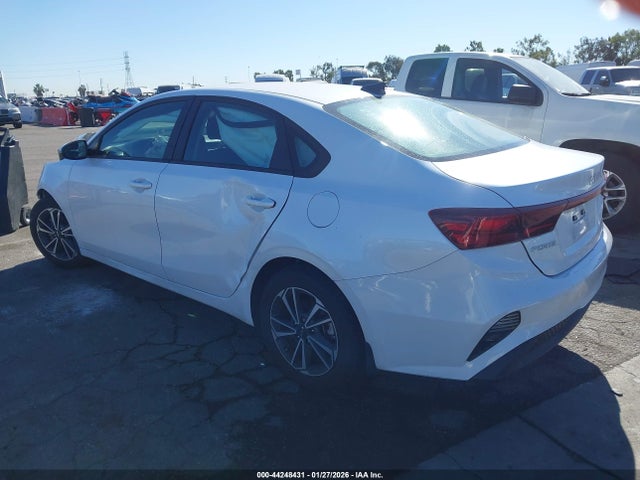 3KPF24AD8PE649706 KIA Forte Lxs