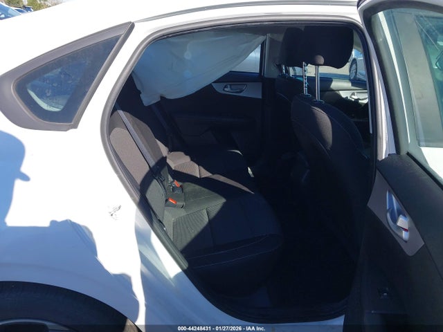 3KPF24AD8PE649706 KIA Forte Lxs