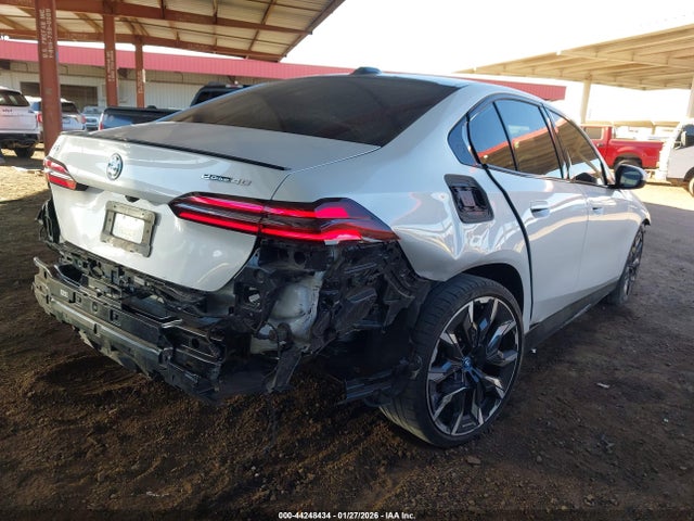 2025 Bmw I5 Edrive40 მანქანა იყიდება აუქციონზე, vin: WBY33FK04SCT65866, აუქციონის ნომერი: 44248434