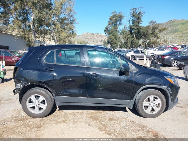 Chevrolet TRAX LS 2019 3GNCJKSB7KL377684 Image 14