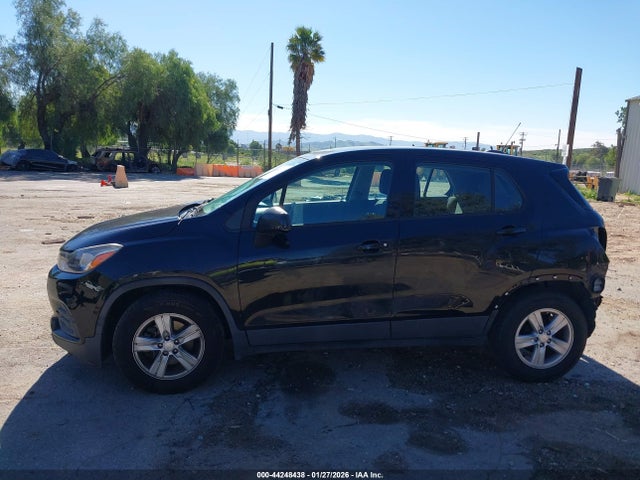 Chevrolet TRAX LS 2019 3GNCJKSB7KL377684 Image 15