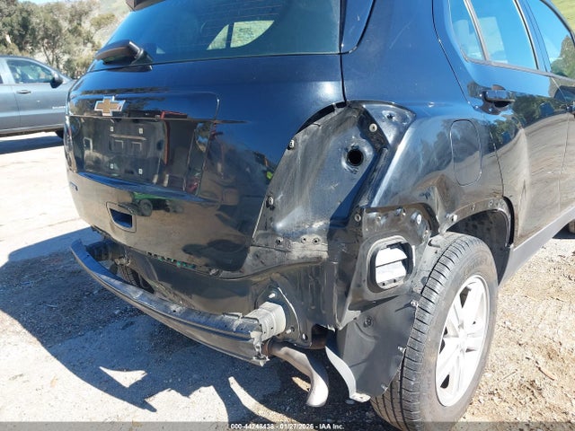 Chevrolet TRAX LS 2019 3GNCJKSB7KL377684 Image 6