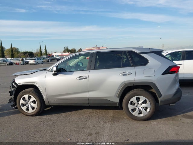 Toyota RAV4 LE 2025 2T3K1RFV6SW385852 Image 15