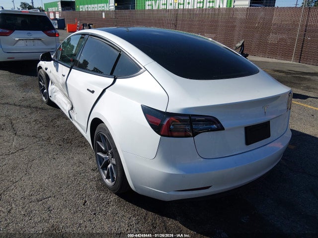 2021 TESLA MODEL 3 5YJ3E1EA6MF067859 Photo 2