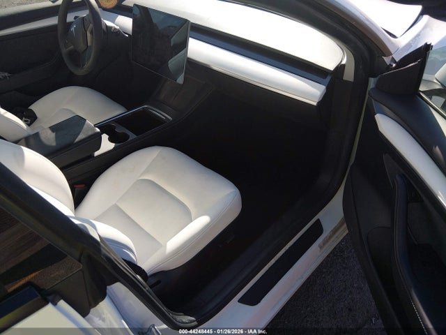 2021 TESLA MODEL 3 5YJ3E1EA6MF067859 Photo 4